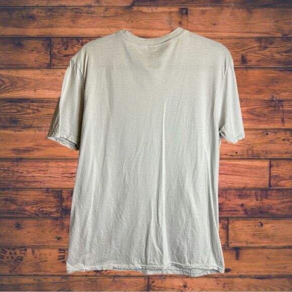 5 for $25🔥Large Anvil by Gildan Cheetah Print MAMA Lighting Grey T-Shirt - Picture 2 of 6
